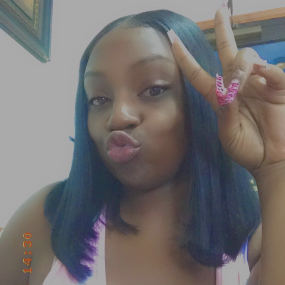 Meet your Posher, Cierra